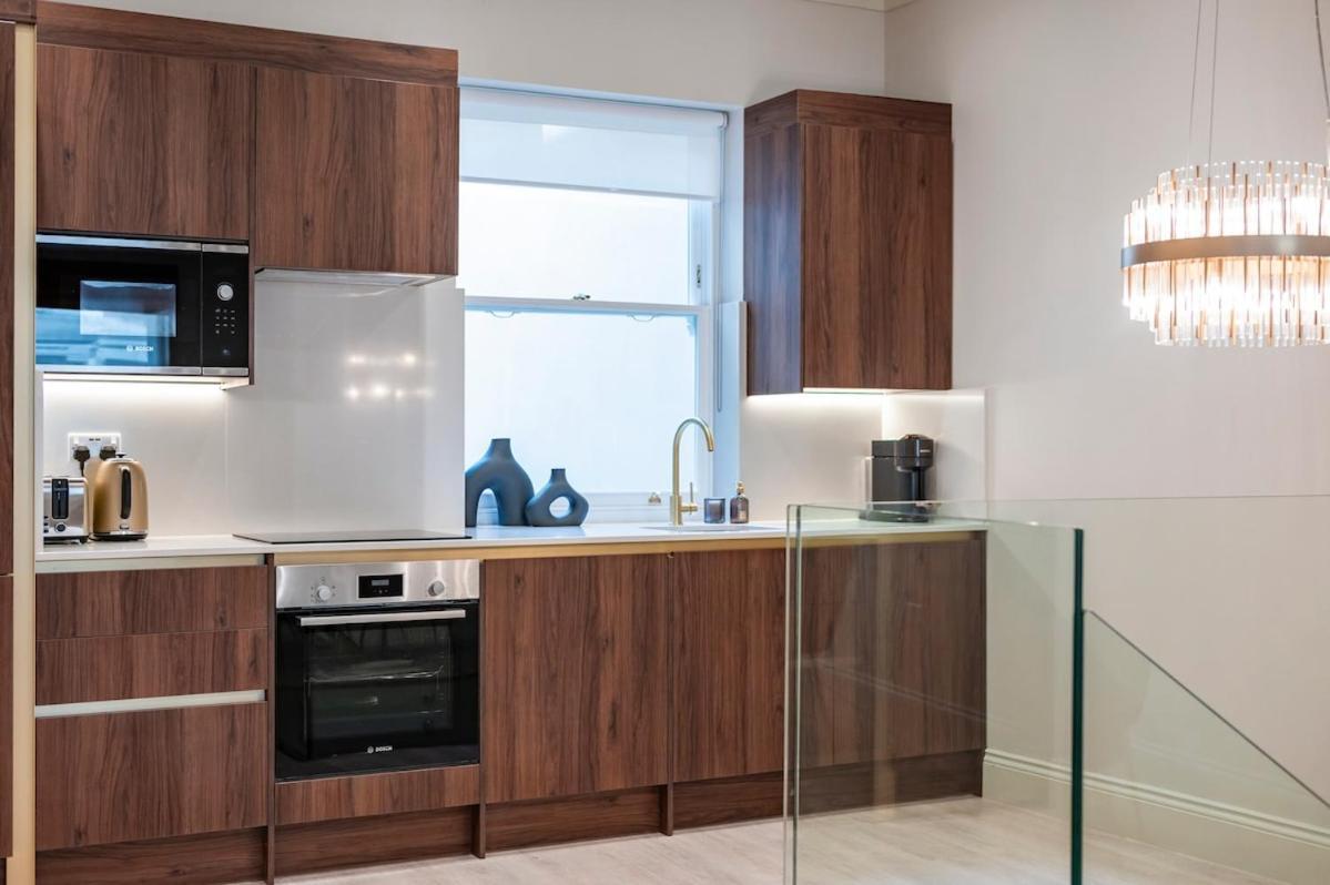 Hyde Park Suites-1 Apartment London
